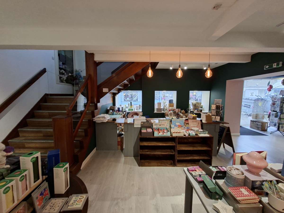 Retail/Shop in City Centre - photo 4