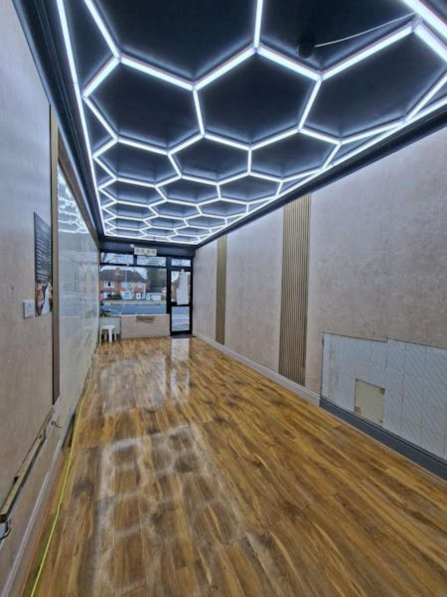 Retail/Shop in Doncaster - photo 3