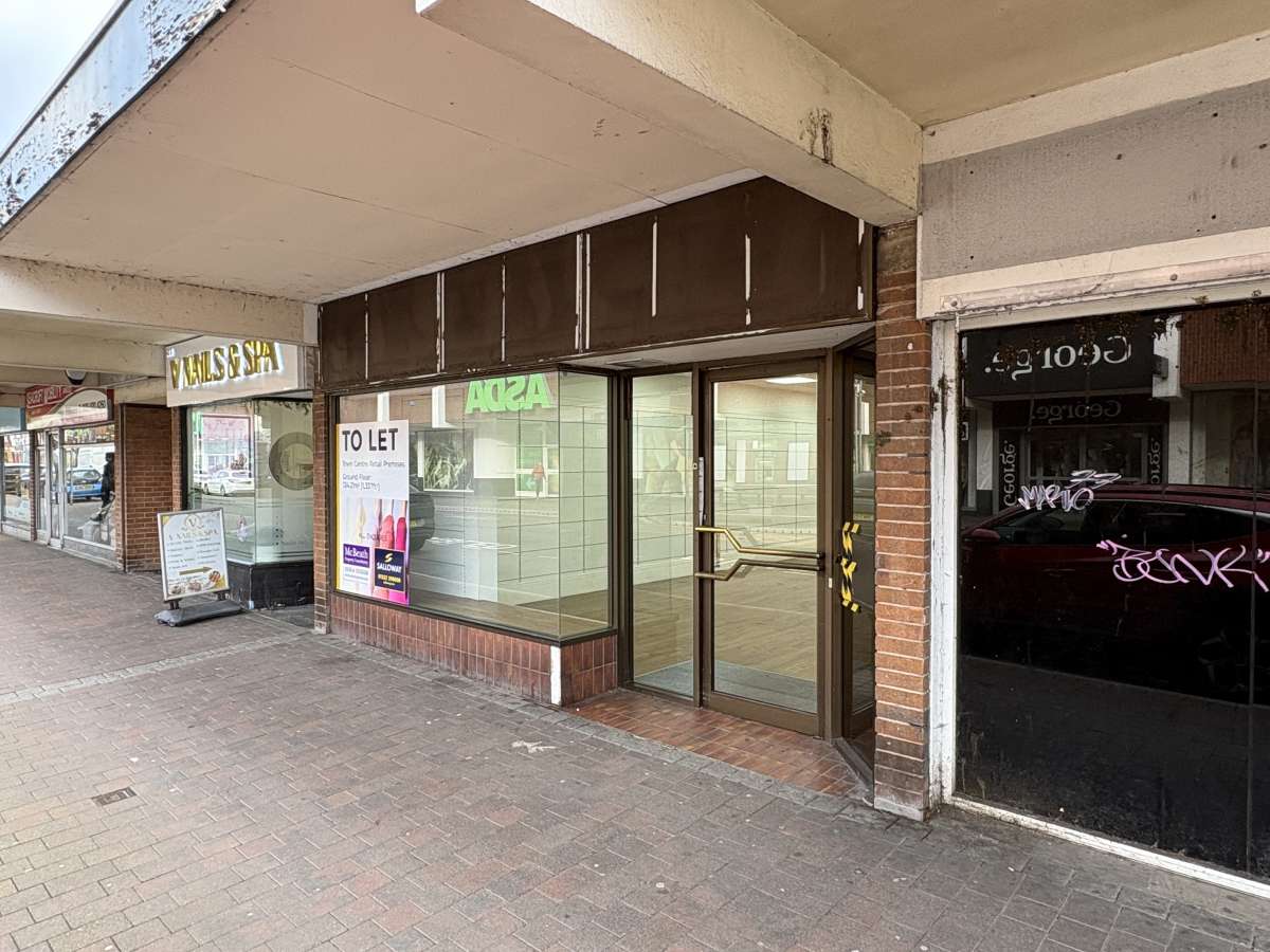Retail in Arnold