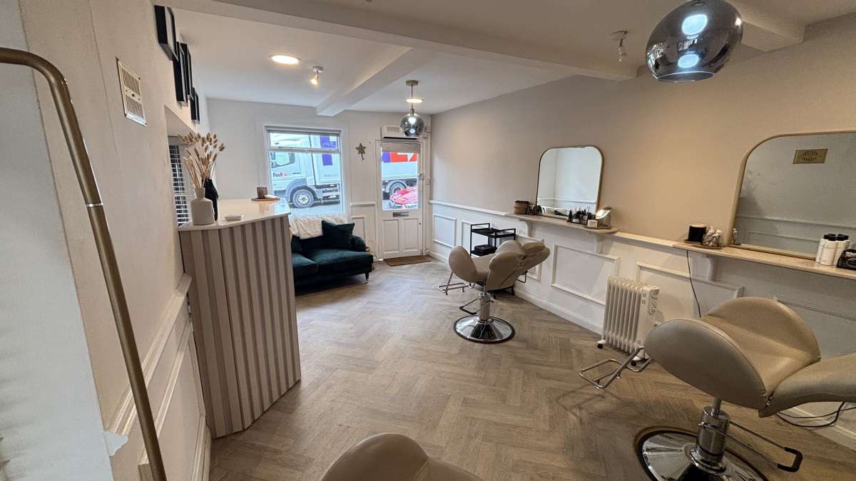 Retail/Shop in Leamington Spa - photo 3