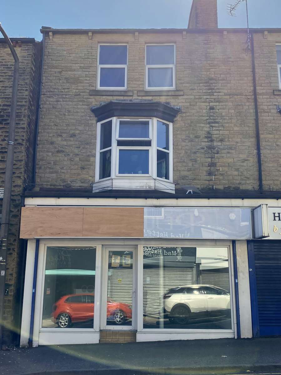 Retail/Shop in Barnsley - photo 3