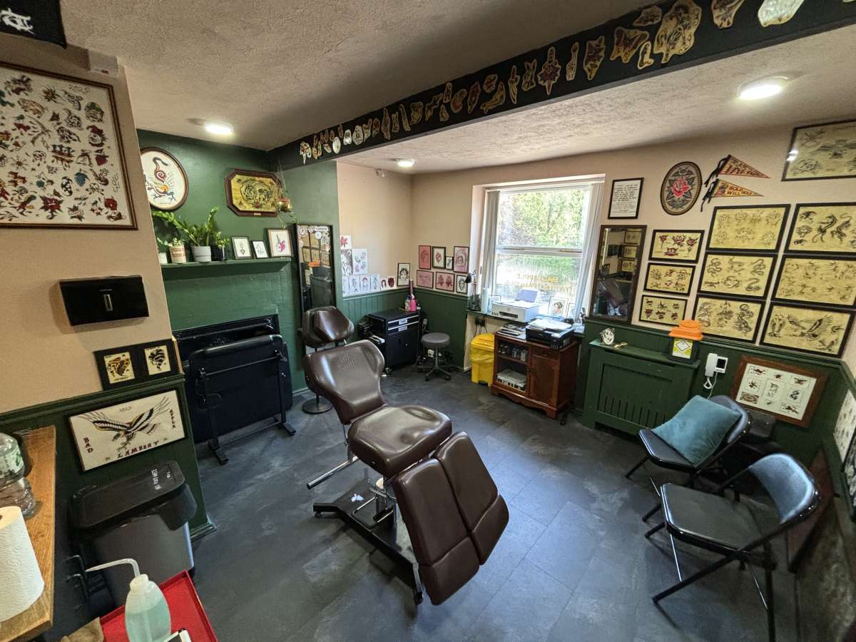 Retail/Shop in Hebden Bridge - photo 4