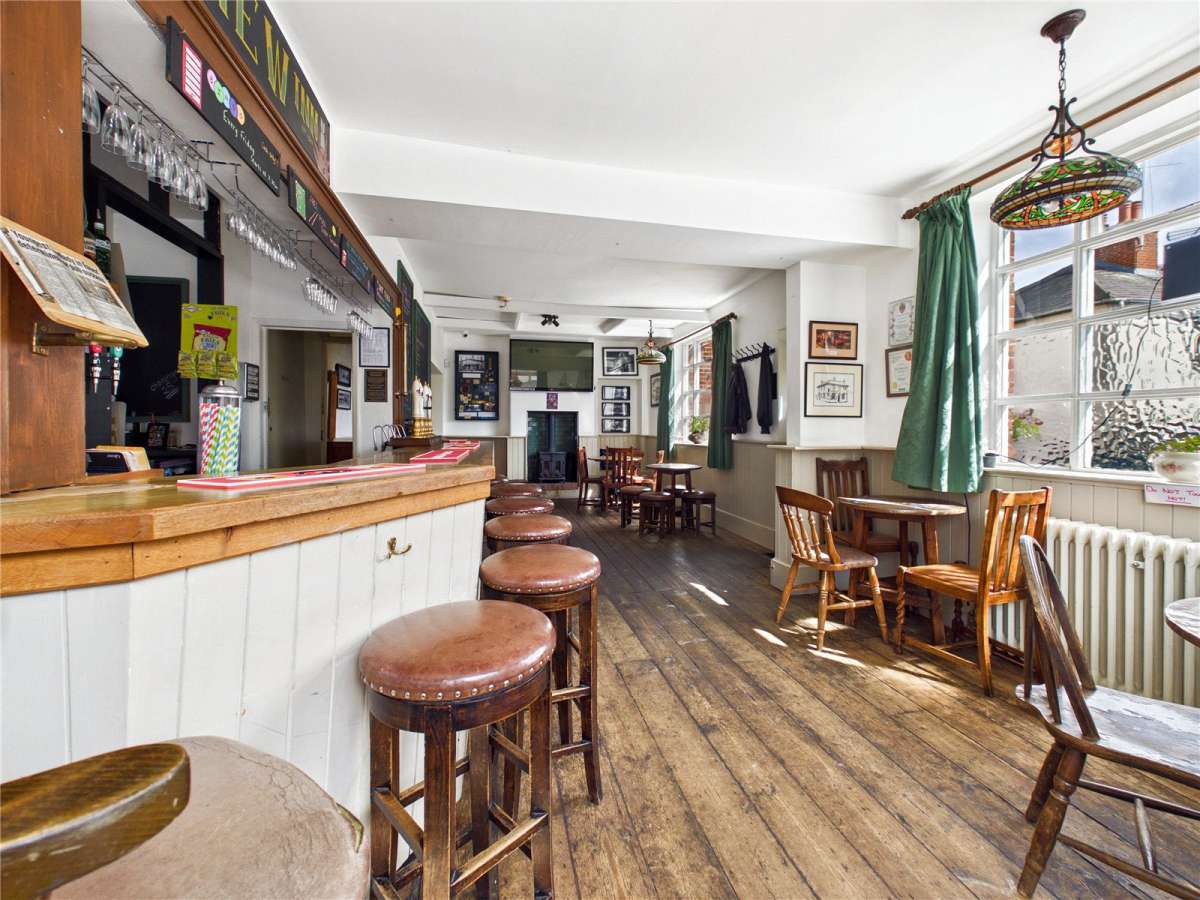 Retail/Shop in Colchester - photo 3