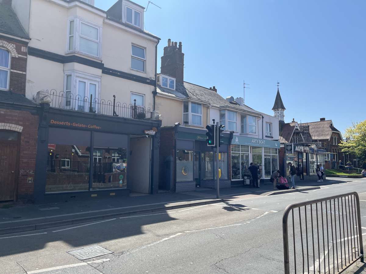 Retail/Shop in Exmouth - photo 2