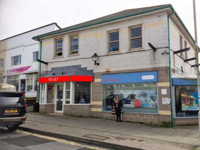 Retail/Shop in Plympton - photo 2